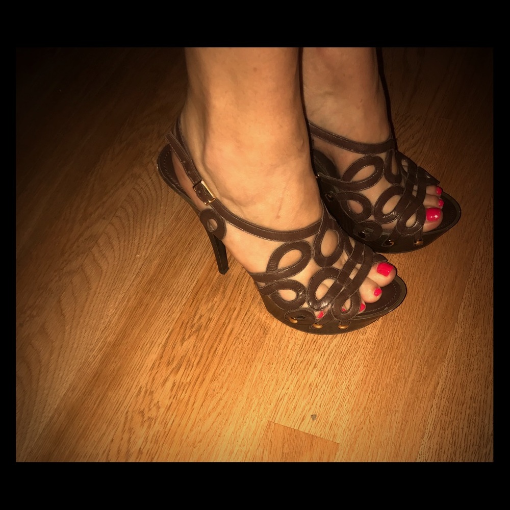 Brand new Jessica Simpson brown heels